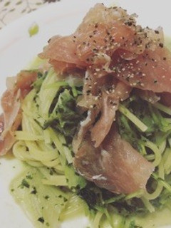 豆苗とレタスのジェノベーゼ( ^ω^ )-レシピのメイン写真
