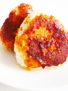 コチュジャンのピリ辛焼きおにぎり-レシピのメイン写真