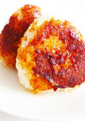 コチュジャンのピリ辛焼きおにぎり-レシピのメイン写真