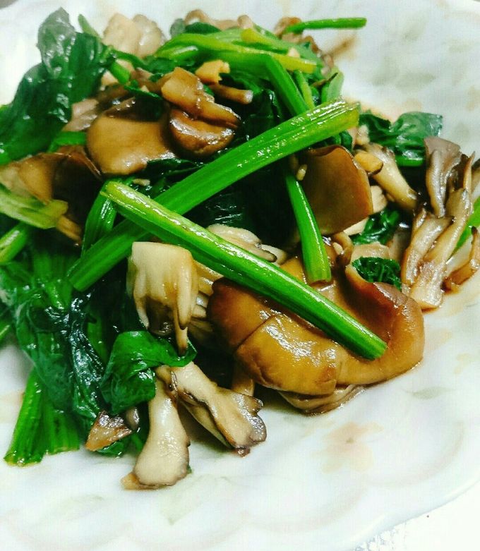 ほうれん草と舞茸◎鶏ガラ炒め-レシピのメイン写真