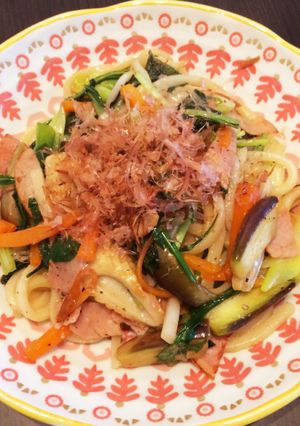 具沢山！大人の簡単めんつゆ焼きうどん-レシピのメイン写真