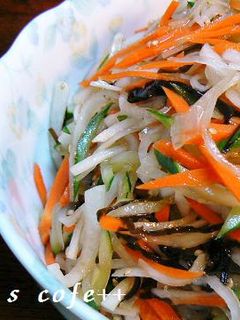 切って和えるだけ!野菜の塩こんぶ和え-レシピのメイン写真