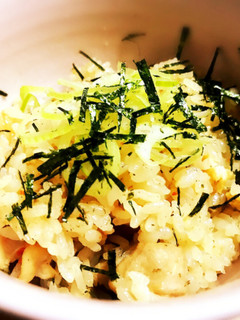 簡単!本格炊き込みご飯〜刻みネギ添え〜-レシピのメイン写真