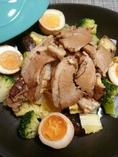 紅茶の煮豚de温野菜サラダ-レシピのメイン写真