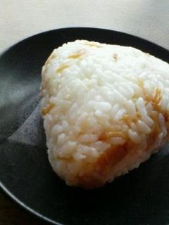 なめ茸・柚子胡椒・おかかでおにぎりฺ♬-レシピのメイン写真