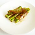 アスパラガスの肉巻き