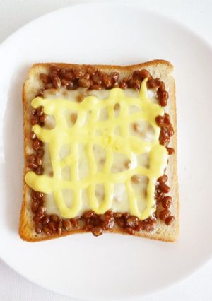 納豆ととろけるチーズのトースト-レシピのメイン写真