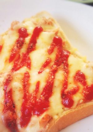 めんどくさがりやが作るピザパン-レシピのメイン写真