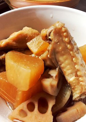 大根と鶏肉(骨つき)の煮物-レシピのメイン写真