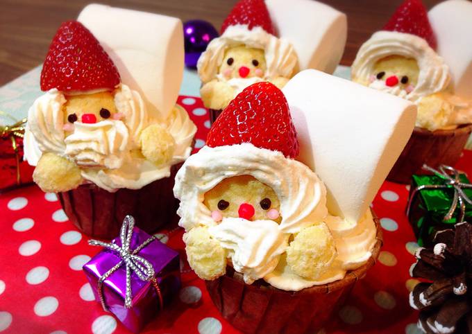 クリスマス☆*サンタカップケーキ*☆ by スズケンさんの嫁
