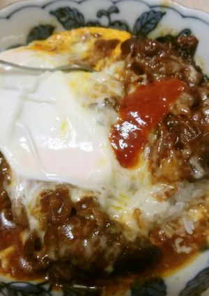 牛肉のデミグラスチーズドリア　温玉子入り-レシピのメイン写真