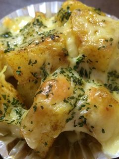 簡単お弁当♡ポテトのカレーマヨチーズ焼き-レシピのメイン写真