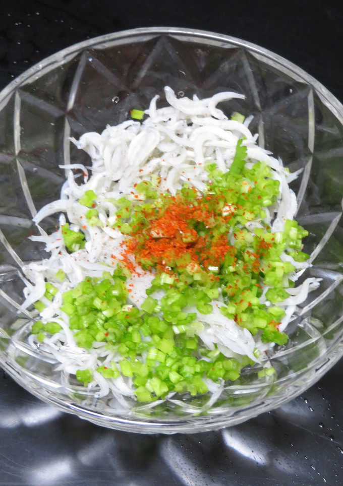 時短☆パクチーの茎としらすの和え物☆覚書-レシピのメイン写真
