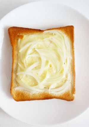オニオンチーズトースト-レシピのメイン写真