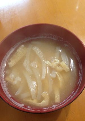 簡単!大根の皮と油揚げのお味噌汁-レシピのメイン写真