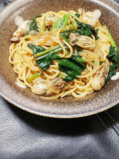 牡蠣とほうれん草のバター醤油パスタ-レシピのメイン写真