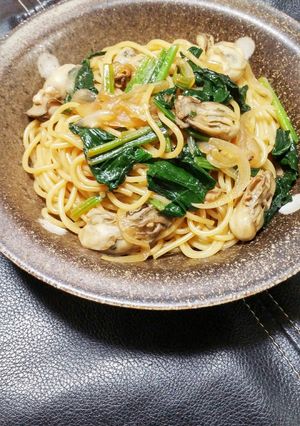 牡蠣とほうれん草のバター醤油パスタ-レシピのメイン写真
