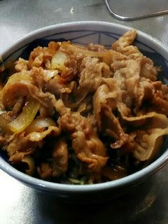 キノコ入り和風豚丼(一人前)-レシピのメイン写真