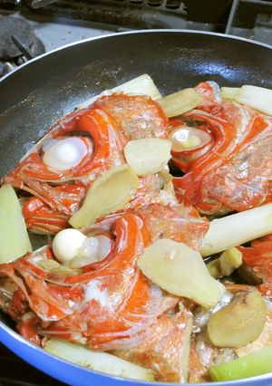 フライパンで簡単！美味しい金目鯛のあら煮-レシピのメイン写真