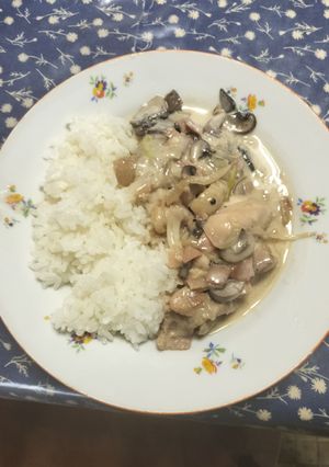 家計に優しい？チキンストロガノフ-レシピのメイン写真