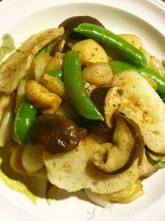 蒲鉾ときのこの炒め物-レシピのメイン写真