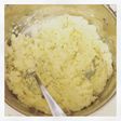 mash potatoes (v)