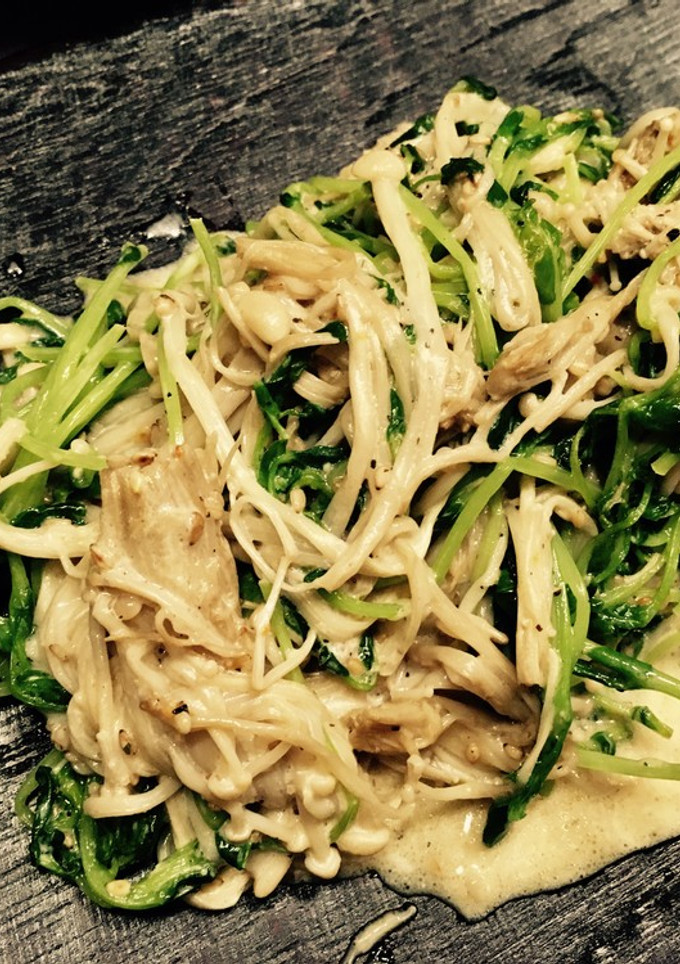 簡単！おいしい！豆苗エノキのマヨ炒め-レシピのメイン写真