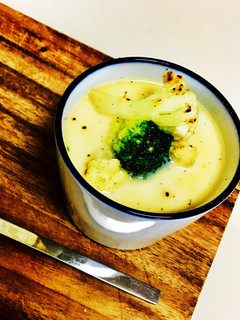 ブロッコリーとカリフラワーの豆乳スープ-レシピのメイン写真