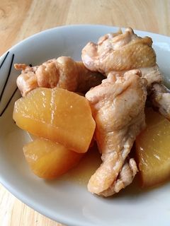 *しみしみ♡手羽元と大根の煮物*-レシピのメイン写真