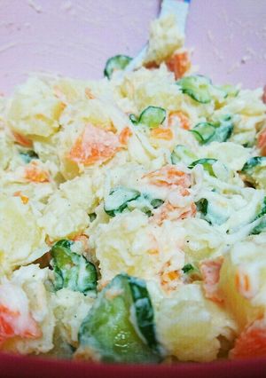 生ハムで巻いて食べる新感覚ポテトサラダ！-レシピのメイン写真