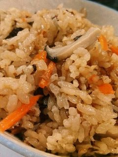 おでんの残り汁で簡単!炊き込みご飯-レシピのメイン写真