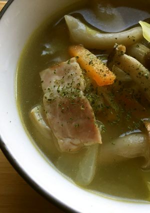 野菜たっぷり簡単コンソメスープ-レシピのメイン写真