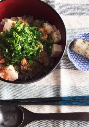 鯖缶の胡麻ネギ丼-レシピのメイン写真