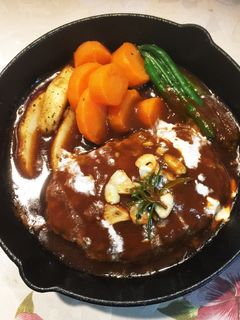 簡単!マルチデミグラスソース-レシピのメイン写真