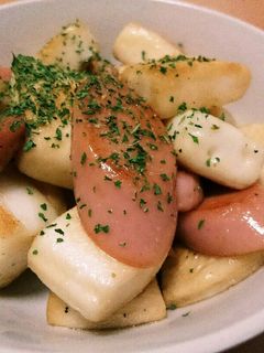 魚肉ソーセージとはんぺんの炒め物-レシピのメイン写真