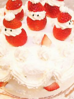 イチゴサンタのクリスマスケーキ♪-レシピのメイン写真
