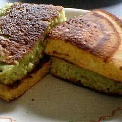 รูปของ 彩り鮮やか★野菜を使ったホットケーキ