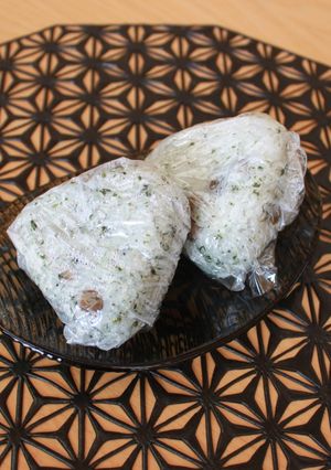 むかごごはんのおにぎり-レシピのメイン写真