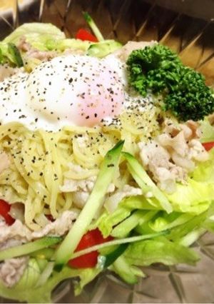 王将のラーメンパックでラーメンサラダ！-レシピのメイン写真