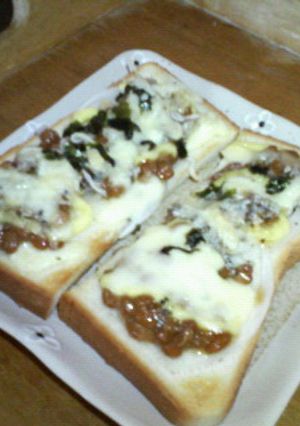 簡単朝食！納豆・ジャコと色々トースト-レシピのメイン写真