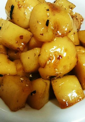 味道楽をふりかけたじゃがいもの甘辛煮-レシピのメイン写真