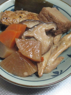 驚きの骨離れ!手羽先と根菜煮♪-レシピのメイン写真