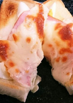 トースト ゆで卵とハムのチーズ焼き！-レシピのメイン写真
