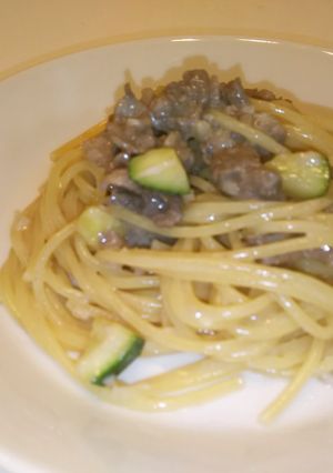 牛肉とズッキーニのクリームパスタ-レシピのメイン写真