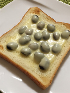 黒豆の甘煮*ミルキーチーズトースト-レシピのメイン写真