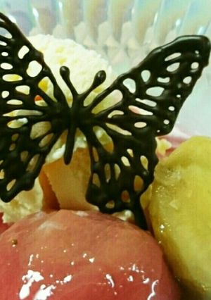 個包装チョコで簡単！スィーツのチョコ飾り-レシピのメイン写真