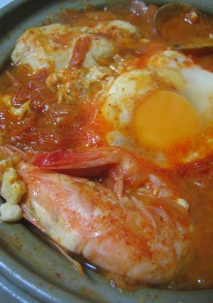 土鍋ひとつで、スンドゥブチゲ～豆腐チゲ-レシピのメイン写真