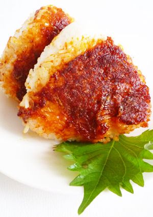 ピリ辛　ねぎ味噌の焼きおにぎり-レシピのメイン写真
