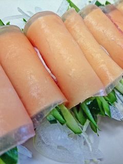お父さんの生ハムでチーズと野菜巻き巻き-レシピのメイン写真