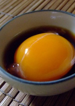 ゴハンが進む！！卵黄のめんつゆ漬け-レシピのメイン写真